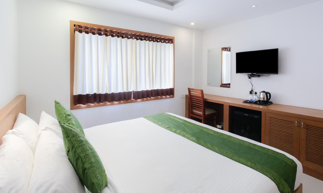 Sea View Resort-& Spa Cherai Cherai Beach Esterno foto